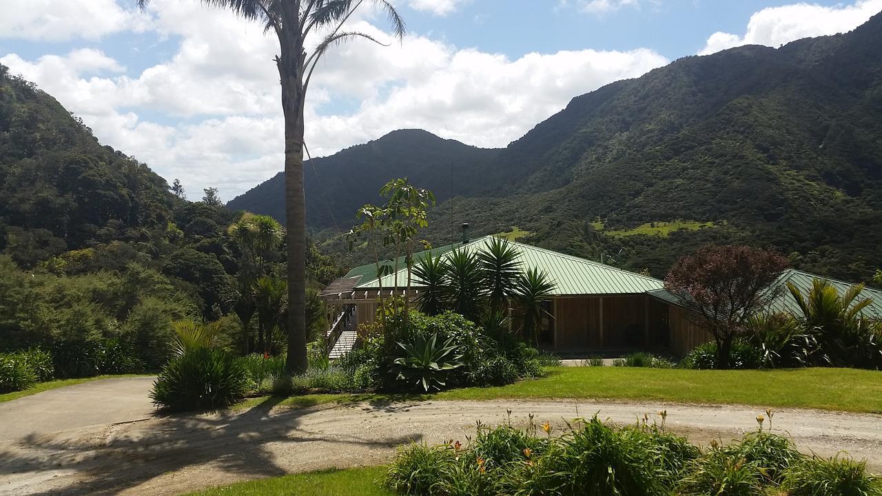 Waiotemarama Falls Lodge Opononi Exteriör bild